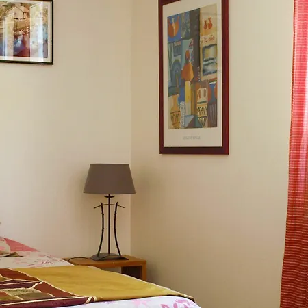 In Cagnes-sur-mer, With Pool Access, Enclosed Garden And Wifi - Apartment *